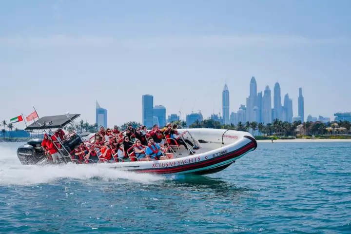 Speed Boat Tour in Dubai Marina