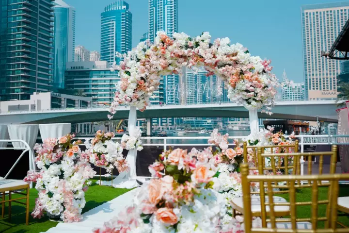 yacht wedding in Dubai