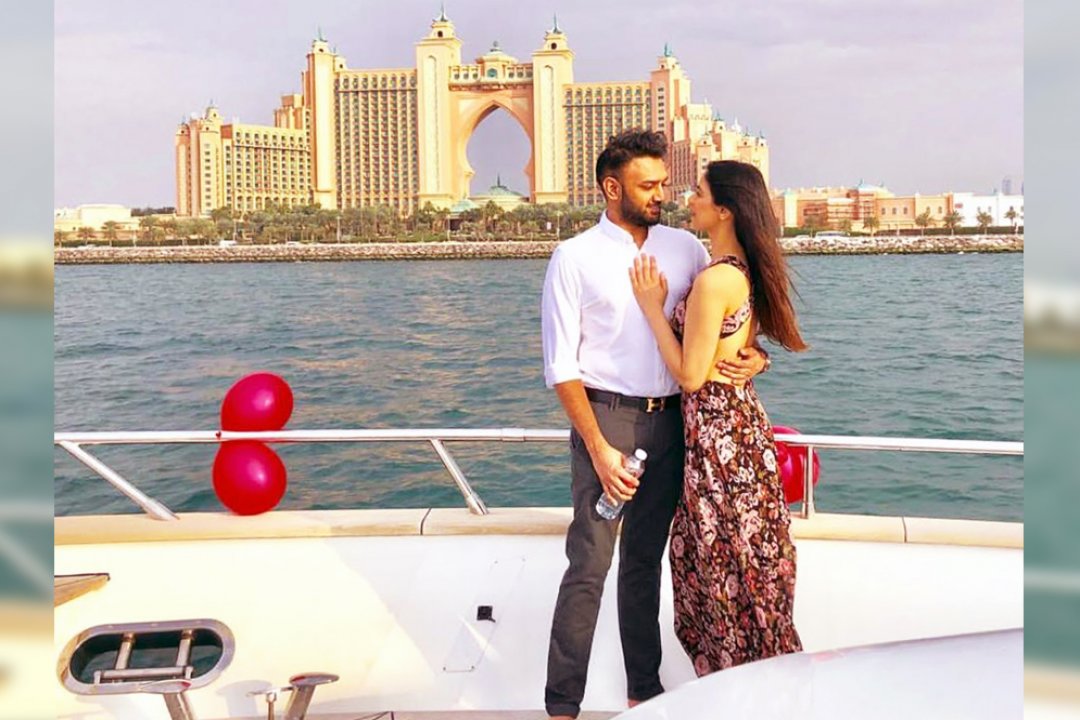 Romantic Yacht Proposal - Dubai 