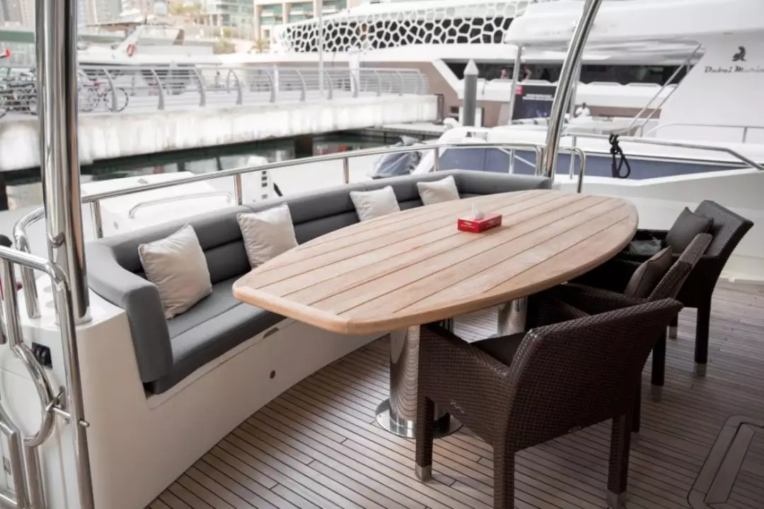 95ft Sunseeker Ultimate VIP Yacht