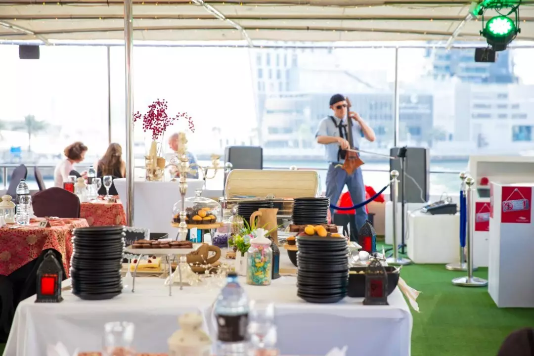 LIVE MUSIC ON BOARD
