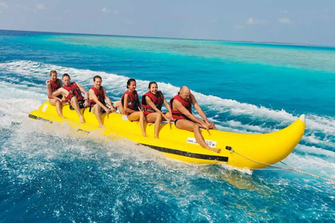 The Best Banana Boat and Donut Ride in Dubai 