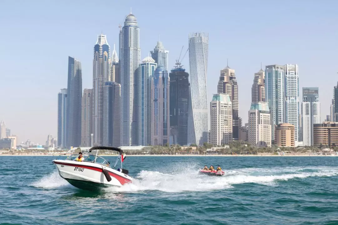 The Best Banana Boat and Donut Ride in Dubai 