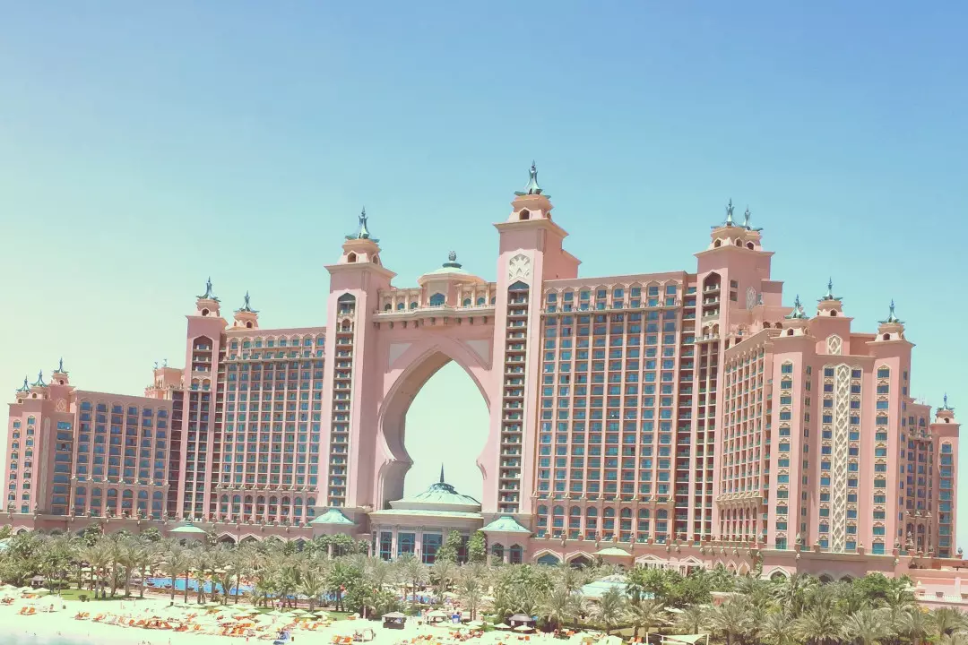 Top 8 Destinations For a Romantic Yacht Retreat in Dubai 